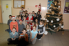 Spotkanie klas młodszych z Mikołajem