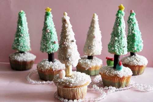 christmascupcake2.JPG