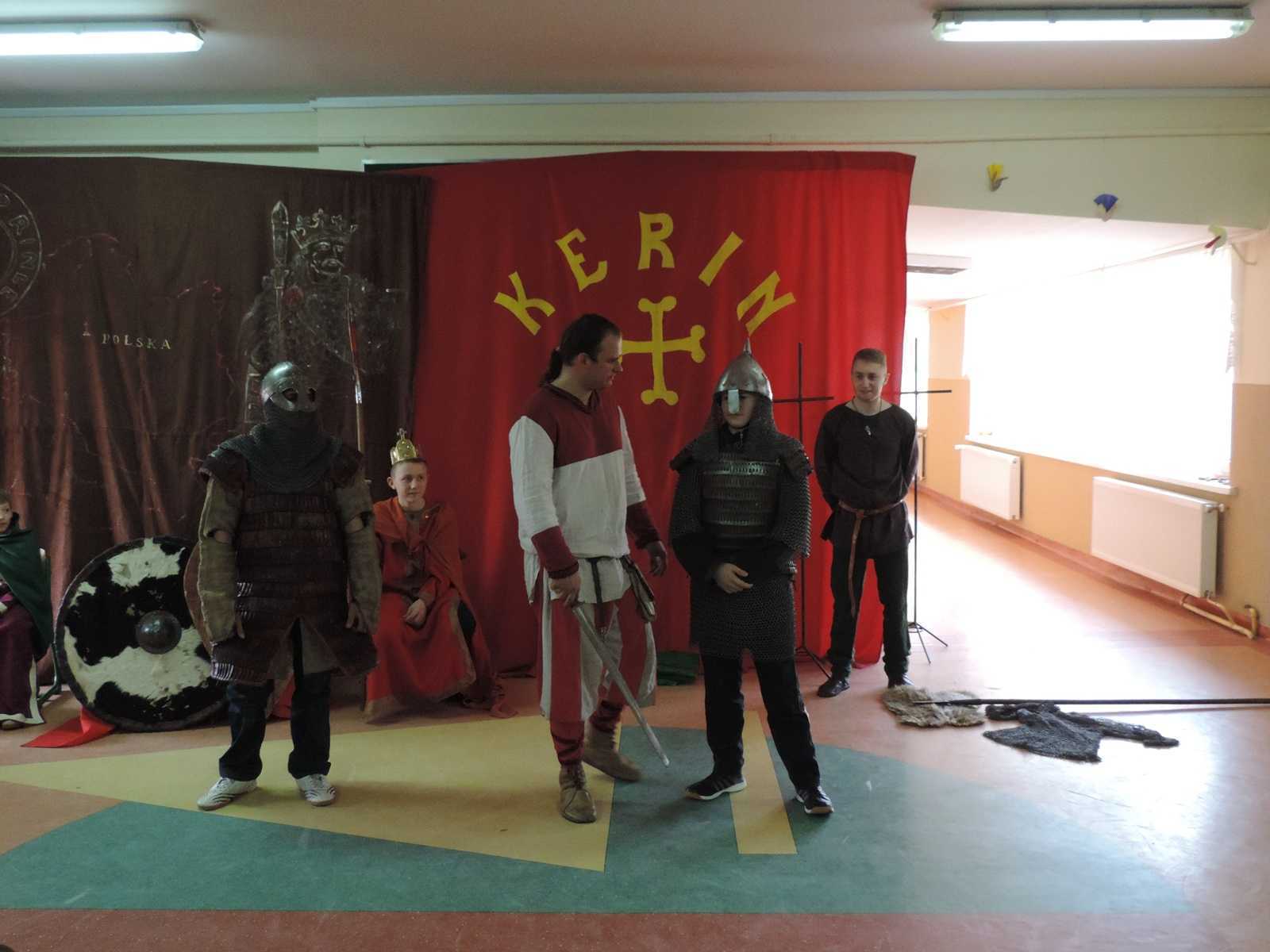 teatr058.jpg