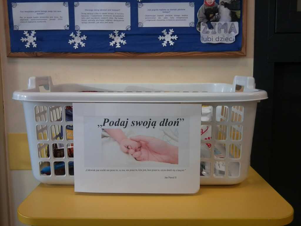 podaj swoją dłoń