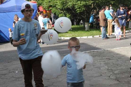 dzie_dziecka_dla_dzieci_z_domu_dziecka_2014_20140602_1284209200.jpg