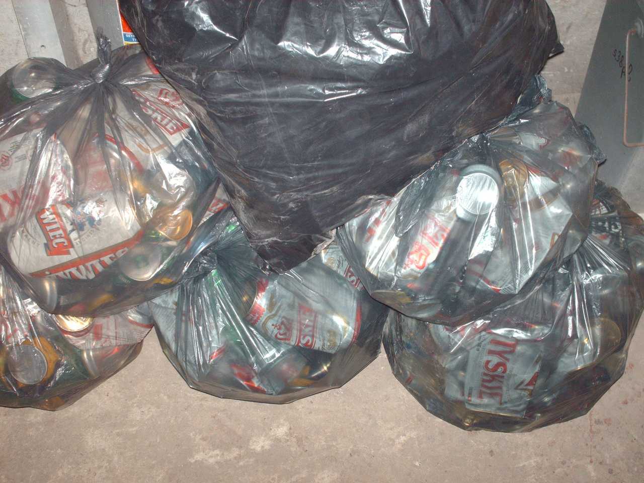 puszki.jpg