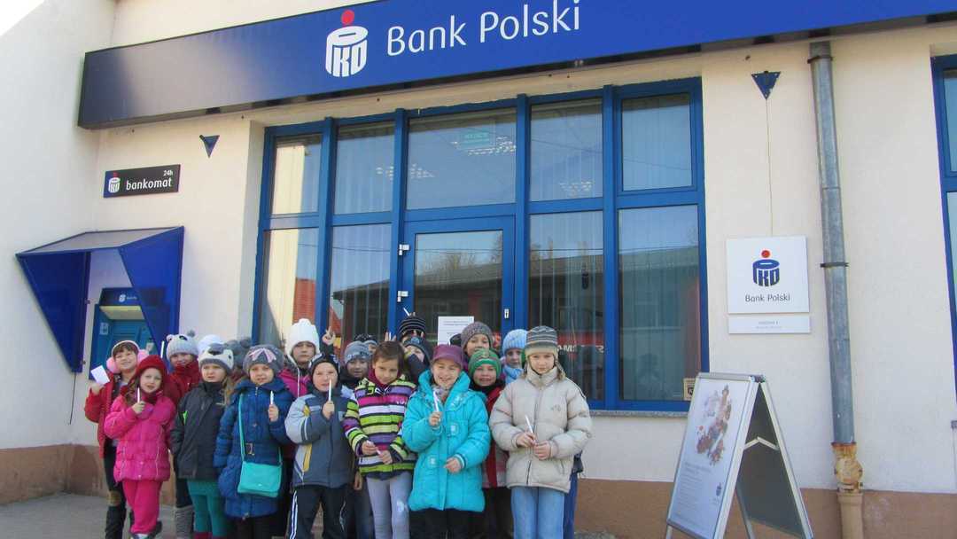 2bank011.JPG