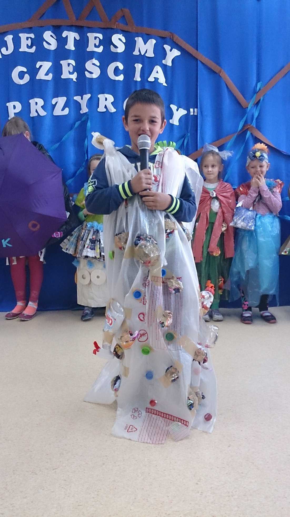 Strój Ekologiczny Strój Z Recyklingu Strój ekologiczny - który najładniejszy? - Szkolne Blogi